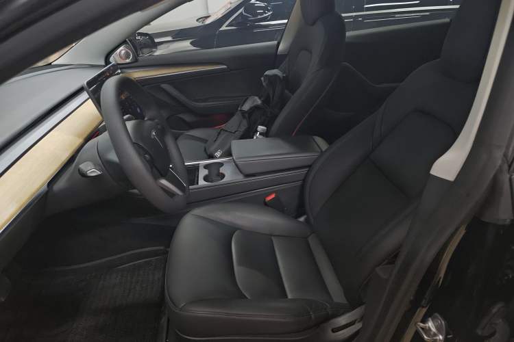 Used Tesla Model 3 2021 Standard Range Rear-Drive Upgraded Version
