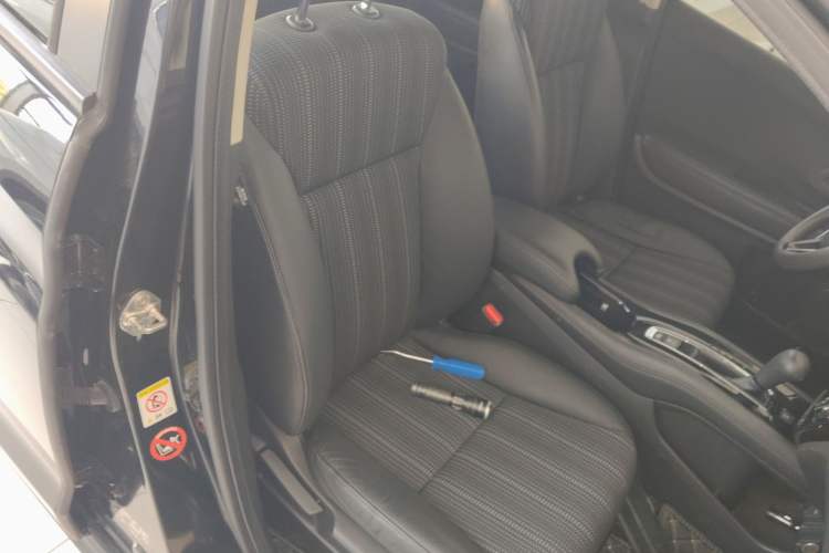 Used Honda Vezel 2015 1.8L CVT 2WD Elite Model