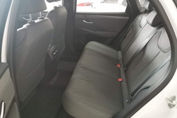 Used BYD Qin PLUS 2025 DM-i Smart Drive 55KM Leading Model
