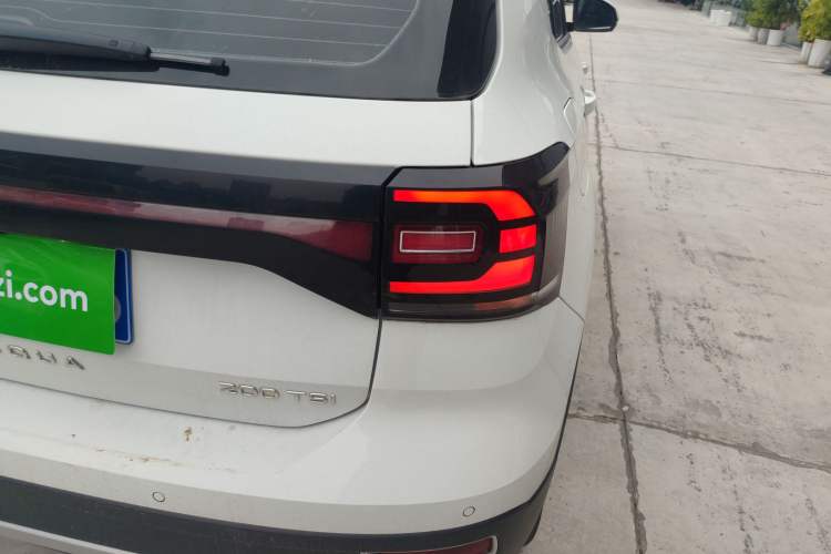 Used Volkswagen Tacqua 2021 200TSI DSG JoyConnect Edition
