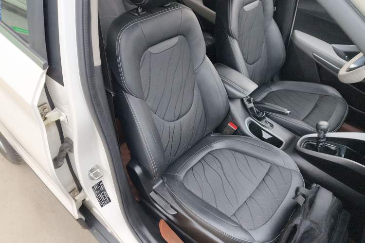 Used Baojun 510 2017 1.5L Manual Fashion Model