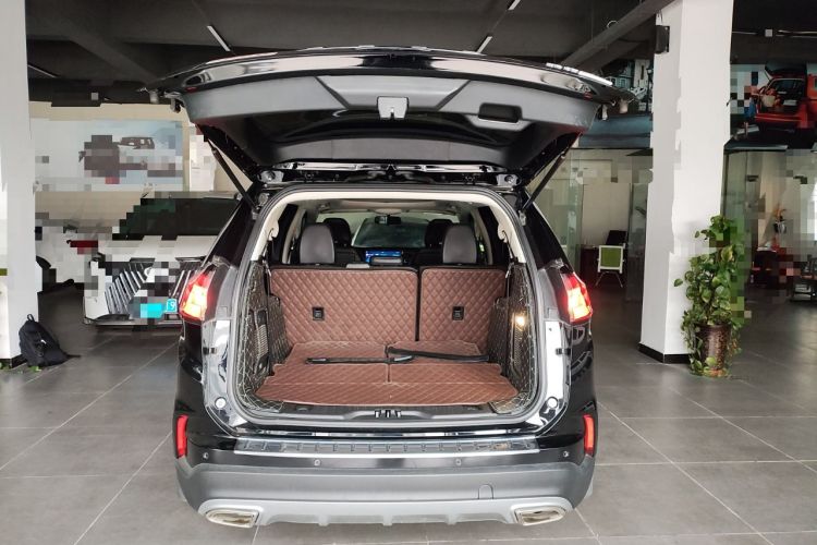 Used Ford Edge 2022 PLUS EcoBoost 245 Four-Wheel Drive Platinum Edition 7-Seater