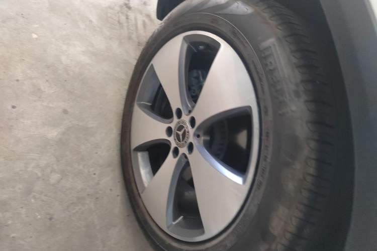 Used Mercedes-Benz GLC 2019 GLC 260 L 4MATIC Dynamic Model
