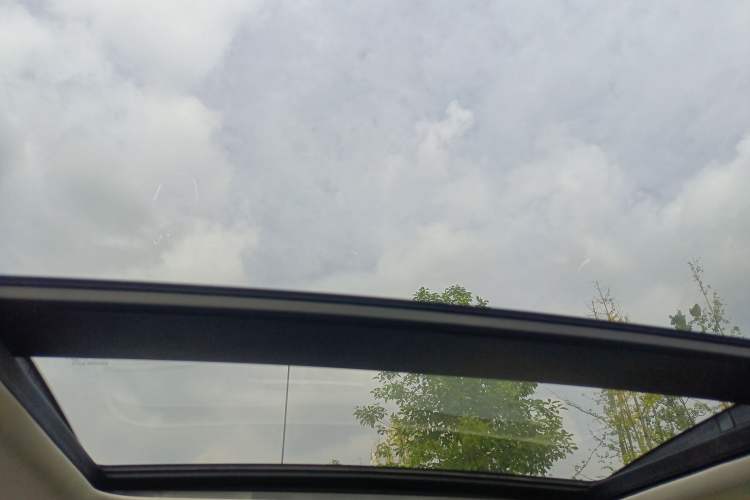 Used Honda Breeze 2023 240TURBO Two-Wheel-Drive Luxury Edition 5 Seats
