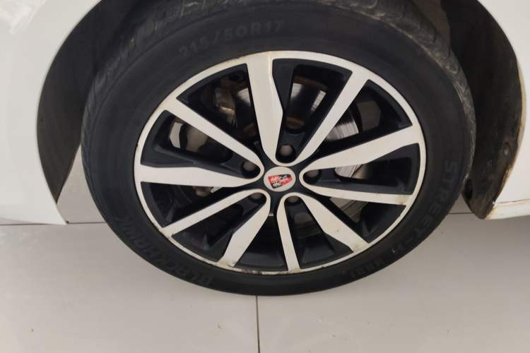 TDK.VehicleDetails.img