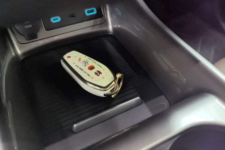 Used BYD Dolphin 2025 420km Free Edition
