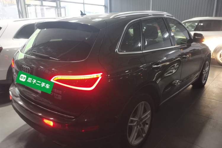 Used Audi Q5 2017 40 TFSI Comfort Model
