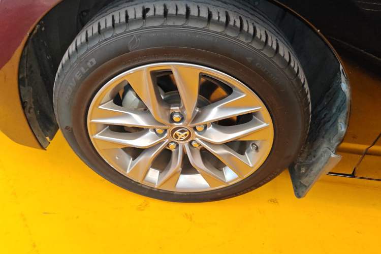 Used Toyota Avalon 2019 2.0L Luxury Edition China VI Standard
