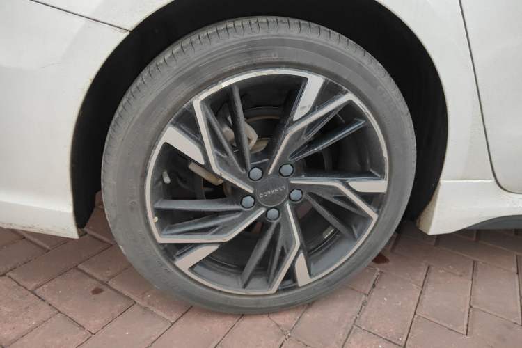 Used Lynk & Co 03 2019 2.0TD Automatic Trend Edition
