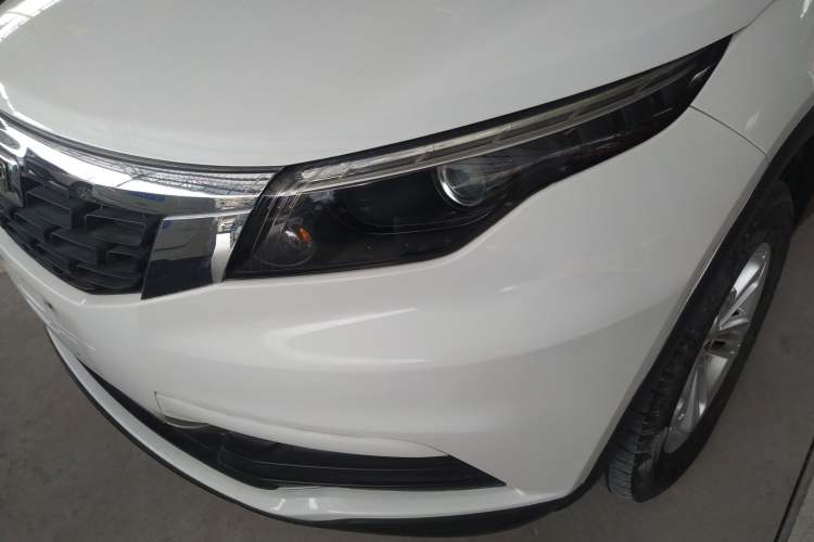 Used Qoros 5 2018 Revised Version 1.6T Automatic Leading Edition
