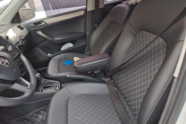 Used Skoda Rapid 2019 1.5L Automatic Comfort Edition China VI Standard