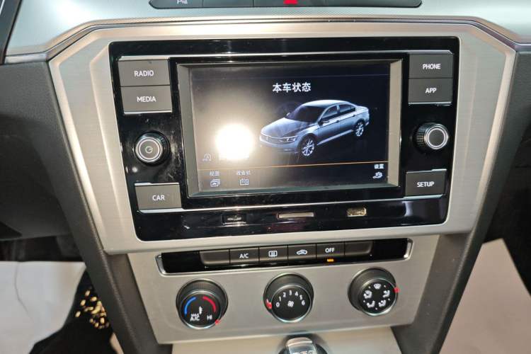 Used Volkswagen Magotan 2019 280TSI DSG Comfort Model China VI Standard
