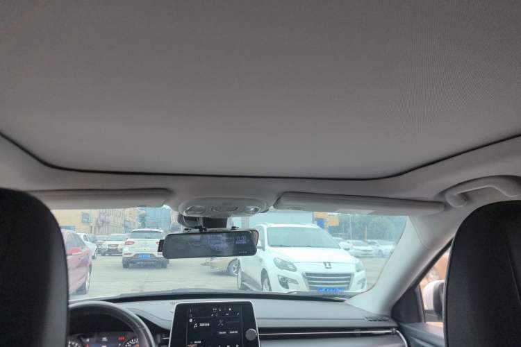 Used  Compass 2021 220T Automatic Leading Edition
