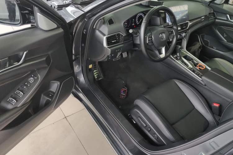 Used Honda Accord 2022 260TURBO Phantom Night · Prestige Edition
