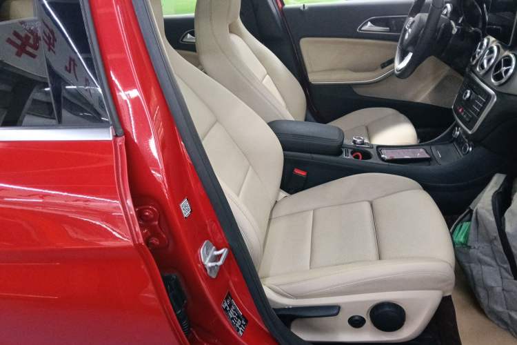 Used Mercedes-Benz GLA 2016 GLA 200 Fashion Model