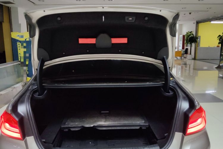 Used BMW 5 Series New Energy 2019 Updated Version 530Le Luxury Package
