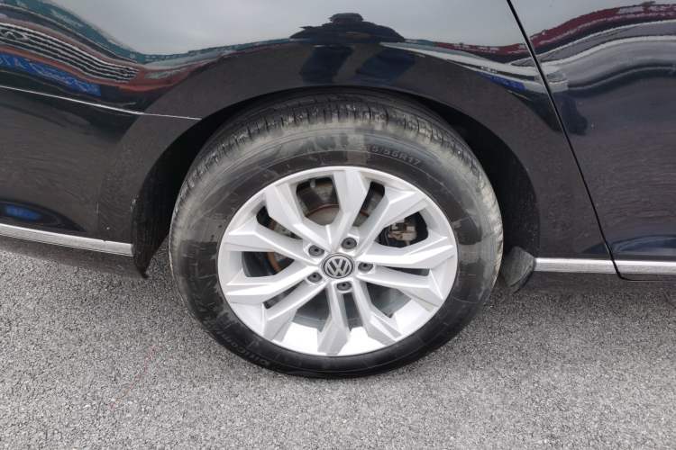 Used Volkswagen Magotan 2018 Facelift 330TSI DSG Luxury Model
