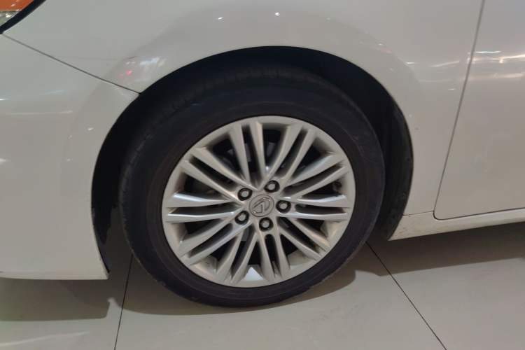 Used Lexus ES 2015 200 Elite Edition
