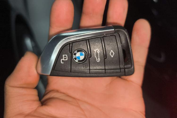 Used BMW i3 2024 eDrive 35 L
