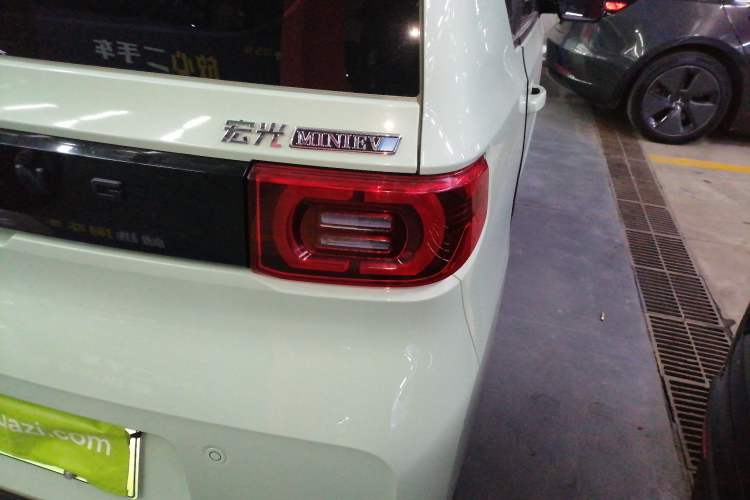 Used Wuling Hongguang MINIEV 2022 Macaron Premium Model – Lithium Iron Phosphate
