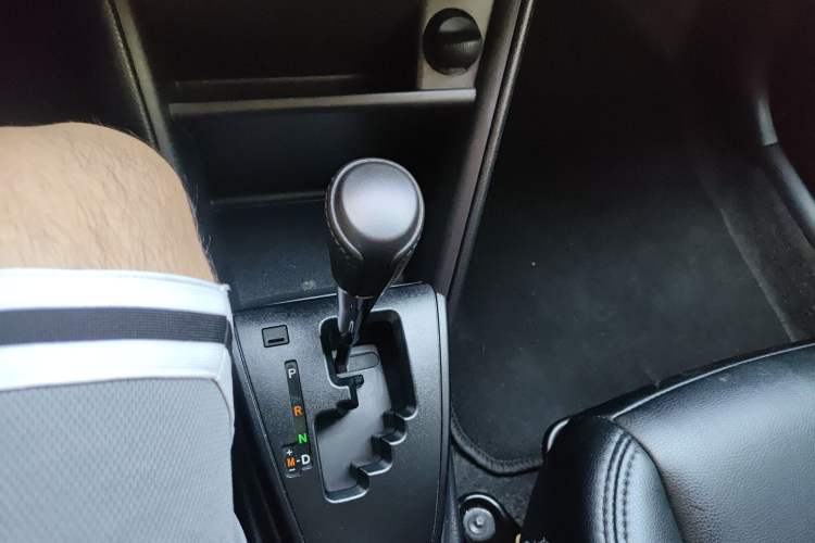 Used Toyota YARiS L 2017 1.5E CVT Dynamic Edition
