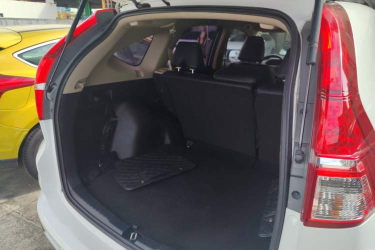 Used Honda CR-V 2016 2.0L Two-Wheel Drive Classic Edition
