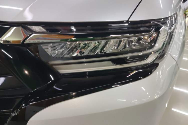 Used Honda Elysion 2024 2.0L eHEV Classic Edition