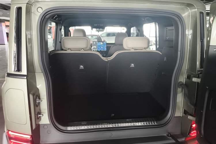 Used  V23 2025 401 Two-Wheel Drive Intelligent Driving Version