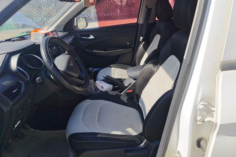 Used Wuling Hongguang S3 2018 1.5L Manual Standard Version China V Standard
