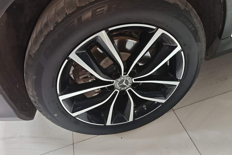 Used Mercedes-Benz GLC 2020 Facelift GLC 260 L 4MATIC Luxury Edition