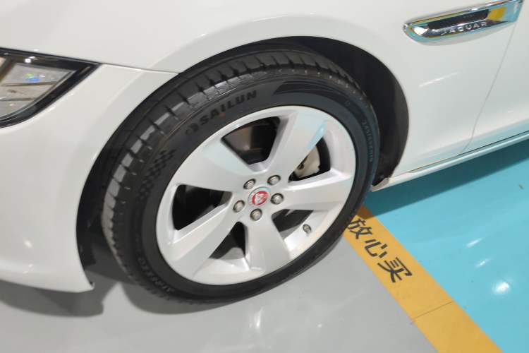 Used Jaguar XFL 2020 XFL 2.0T P200 Two-Wheel-Drive Elite Edition
