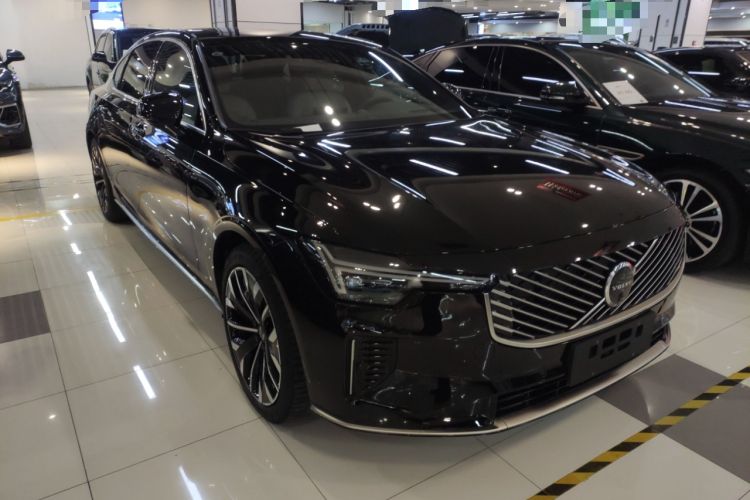 Used Volvo S90 2026 B5 Zhiya Luxury Edition
