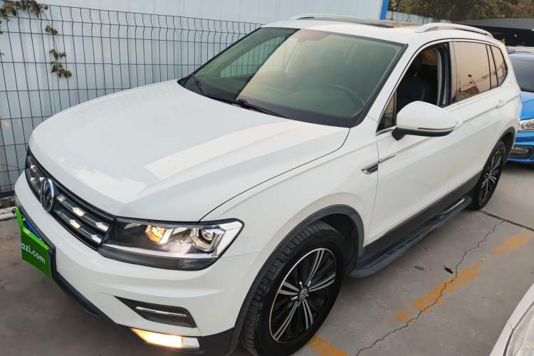 Used Volkswagen Tiguan L 2019 330TSI Automatic Two-Wheel Drive Panoramic Comfort Edition China VI Standard