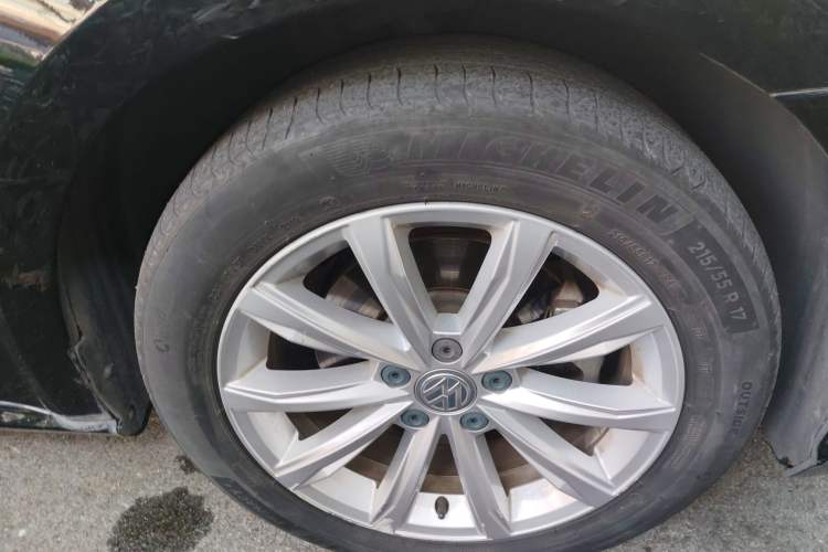 Used Volkswagen Passat 2017 330TSI DSG Luxury Edition
