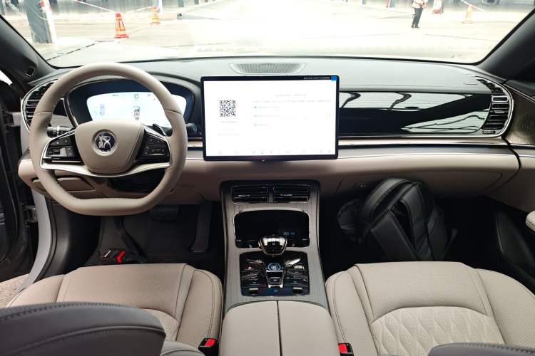 Used BYD Han 2025 DM-i Intelligent Driving Edition 125KM LiDAR Flagship Model