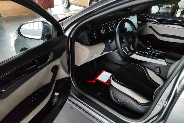 Used BYD Qin PLUS 2023 Champion Edition DM-i 120KM Beyond Model
