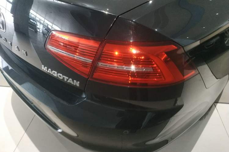Used Volkswagen Magotan 2019 280TSI DSG Leading Model China VI Standard
