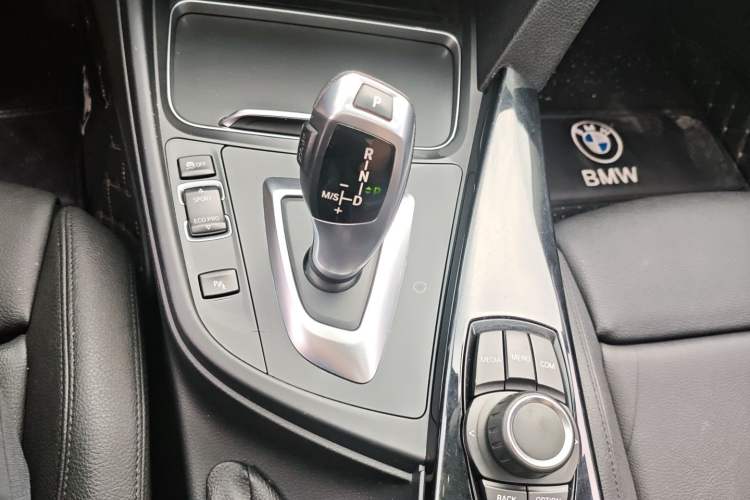 Used BMW 3 Series 2018 320Li Fashion Model