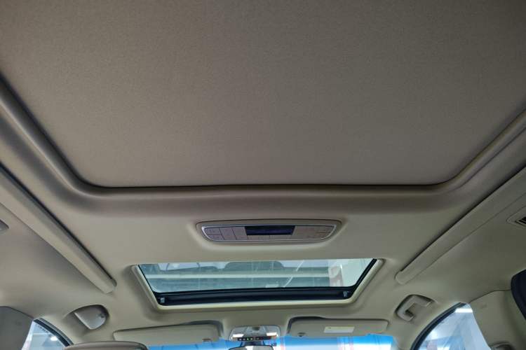 Used Buick GL8 2018 ES 28T Luxury Model China VI Standard
