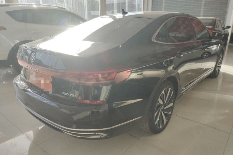 Used Volkswagen Passat 2022 330TSI Elite Edition Custom Version
