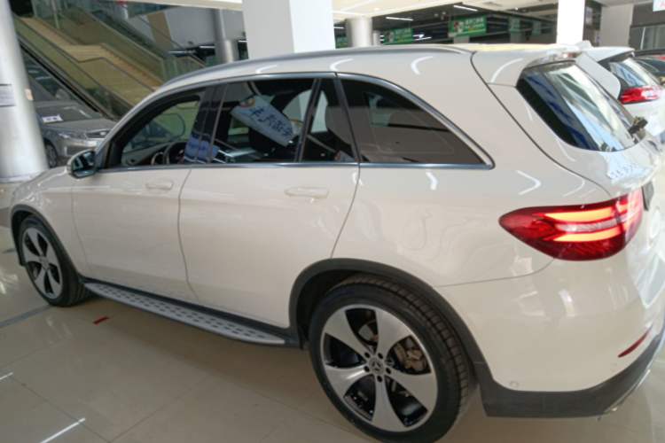 Used Mercedes-Benz GLC 2018 GLC 300 4MATIC Sport Edition
