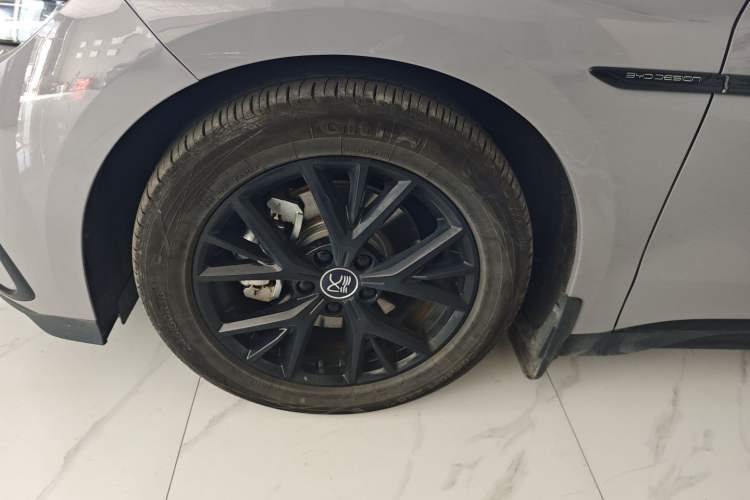 Used BYD Han 2025 DM-i 125KM Comfort Model
