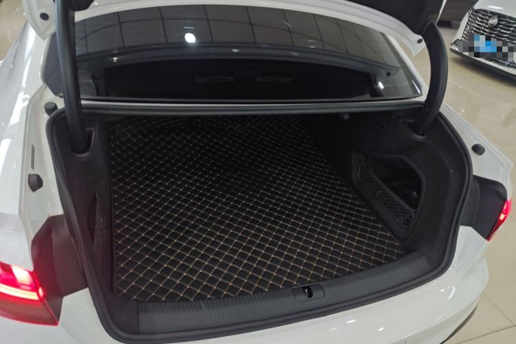 Used Audi A4L 2024 40 TFSI Luxury Dynamic Edition