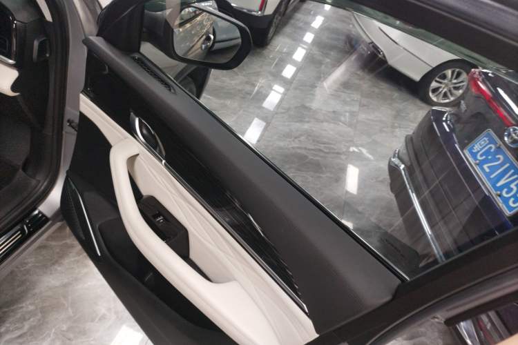 Used Geely Auto Monjaro L 2023 2.0TD High-Power Automatic Two-Wheel Drive Flagship Version
