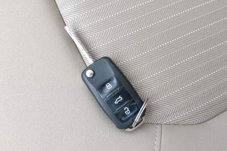 Used Volkswagen Jetta 2015 Zhihui Edition 1.4L Manual Comfort Model
