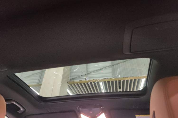 Used BMW 5 Series 2019 Facelifted 530Li Leading Edition M Sport Package
