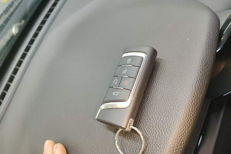 Used GAC Trumpchi GS8 2020 GS8S 390T Two-Wheel Drive Luxury Smart Connectivity Version
