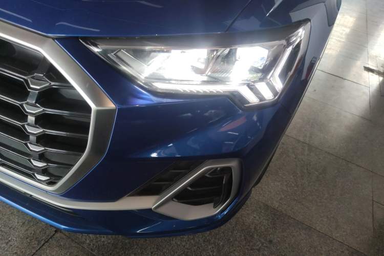 Used Audi Q3 2020 35 TFSI Fashion Dynamic Model
