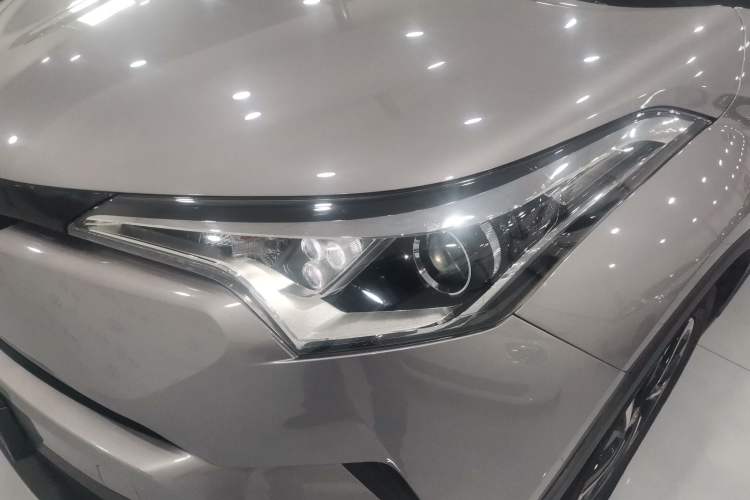 Used Toyota IZOA 2020 2.0L Enjoy Edition
