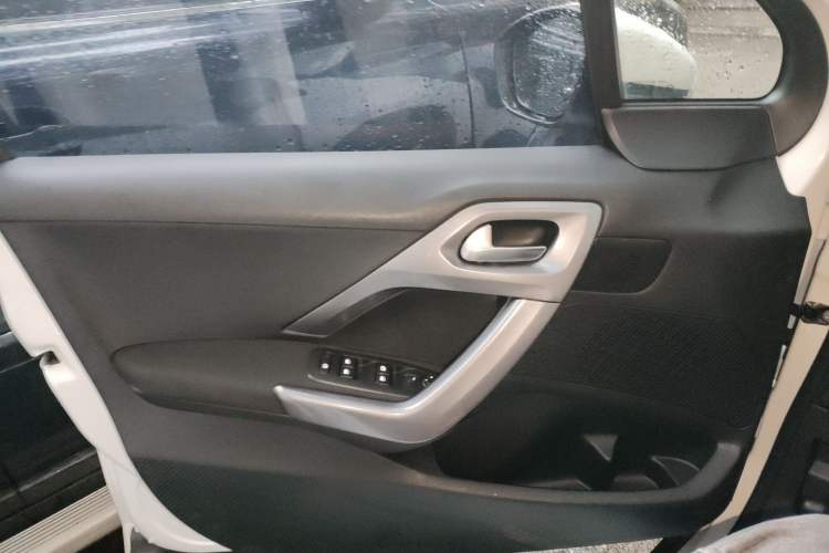 Used Peugeot 2008 2014 1.6L Automatic Trend Edition